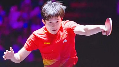 “曼城击败伯恩茅斯进足总杯四强：20岁新星两传一射，哈兰德失点补射建功”